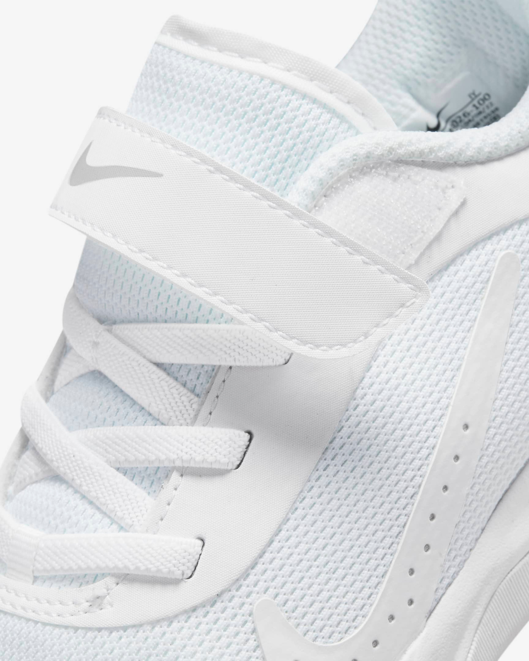 Nike Omni Multi-Court Junior Tennissko