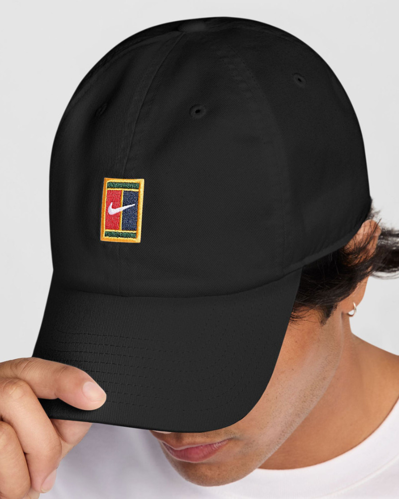 Nike Club Cap Court