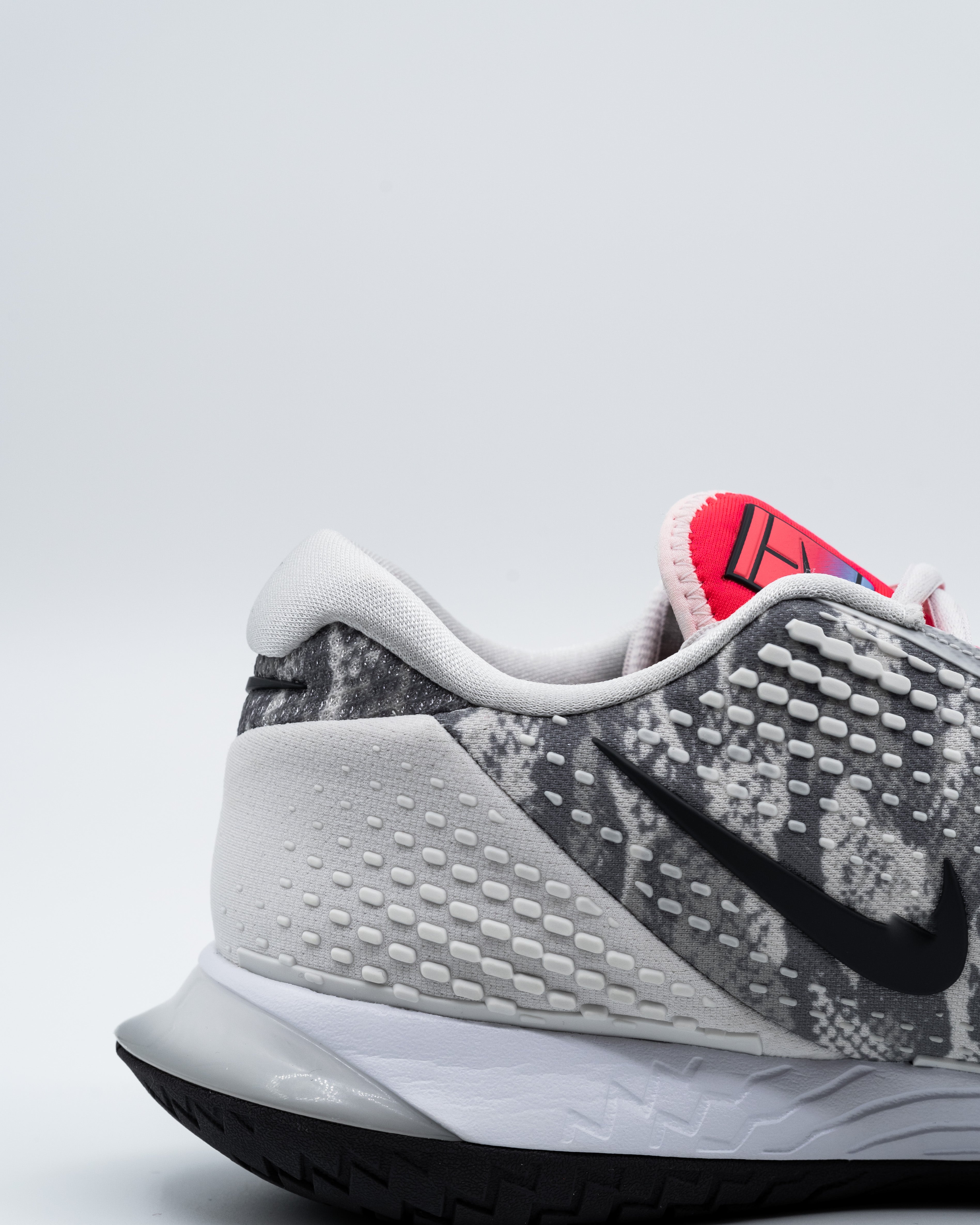 Nike Kvinde Air Zoom Vapor Cage 4 HC