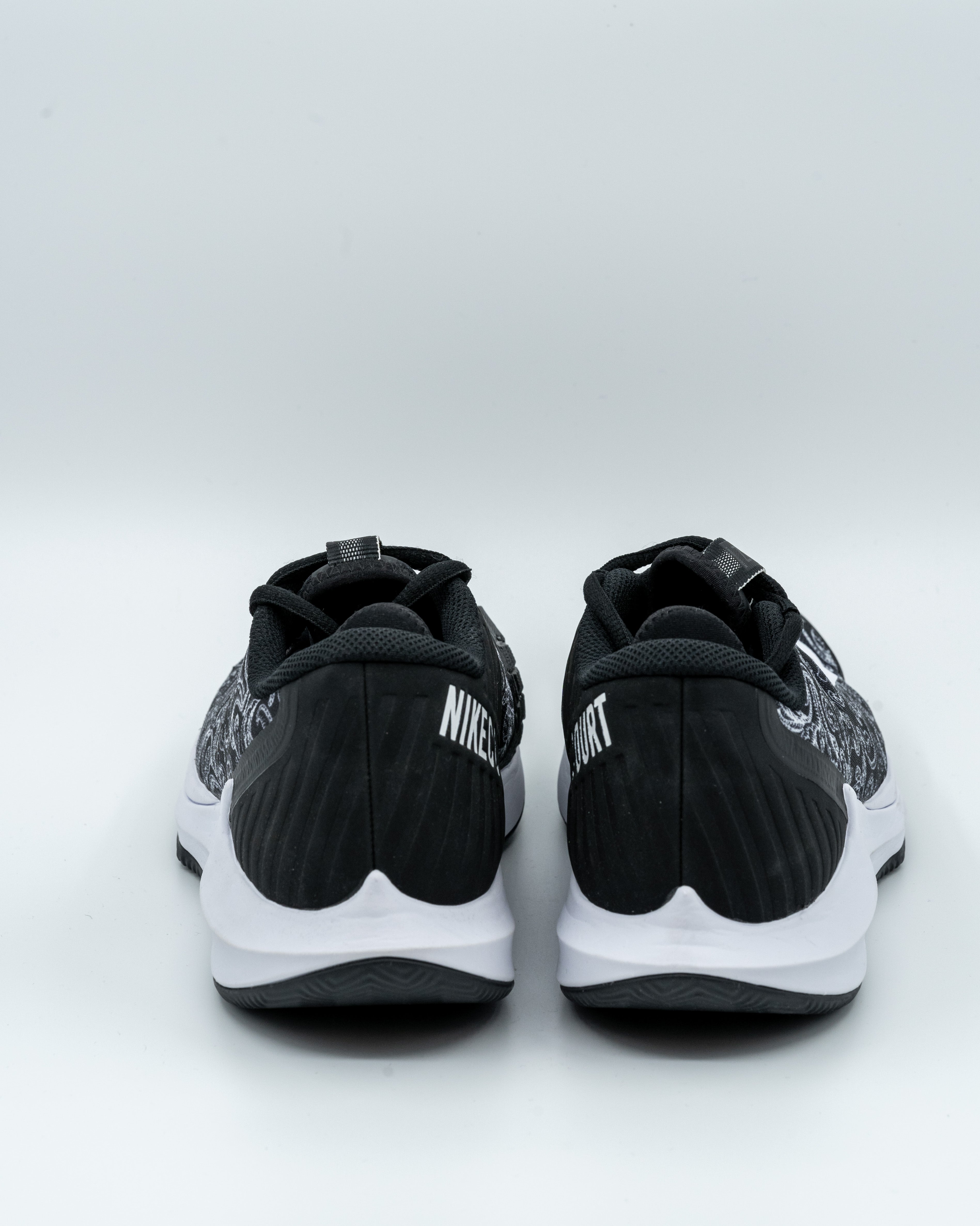 NikeCourt Air Zoom Zero CLY
