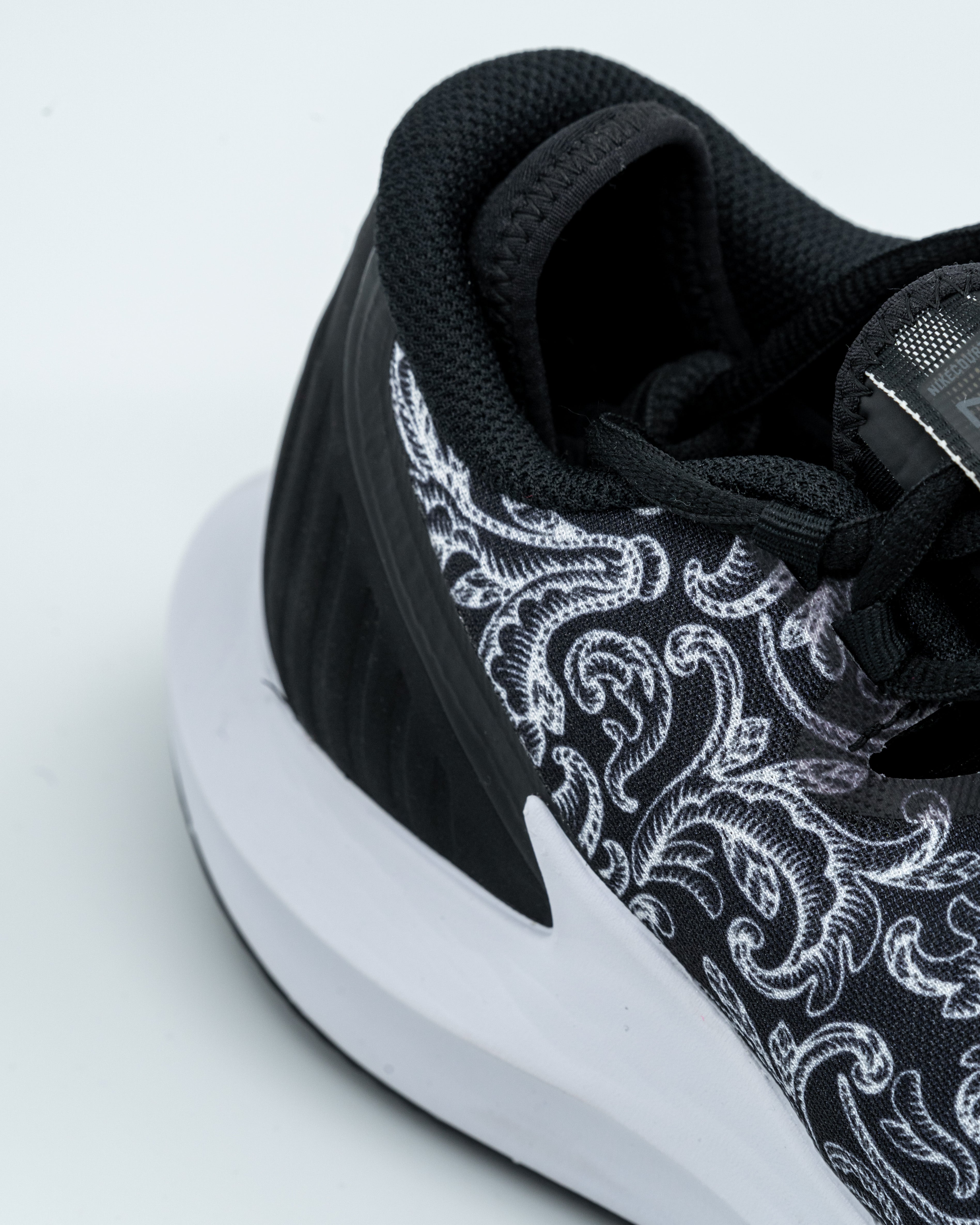 NikeCourt Air Zoom Zero CLY