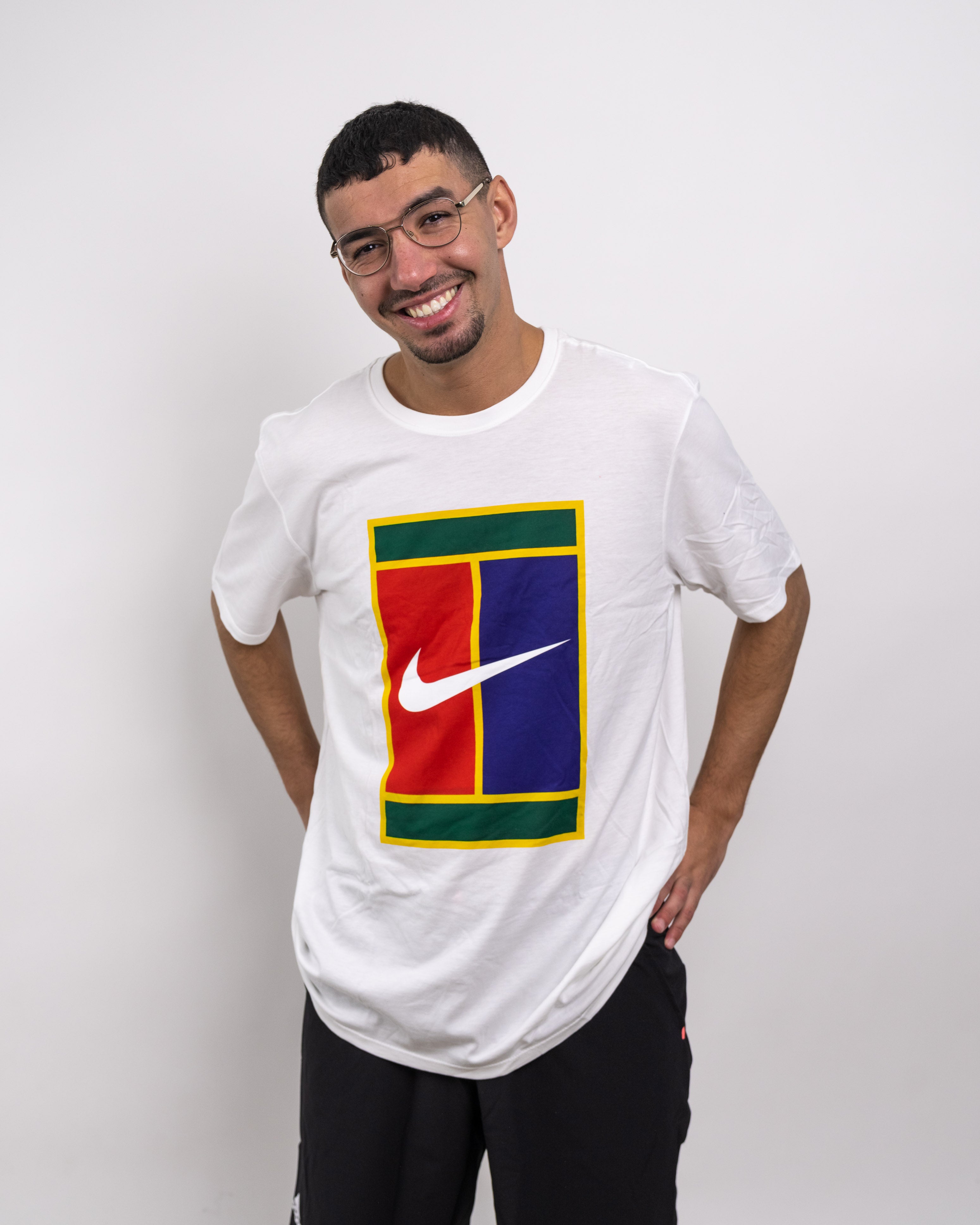 Nike T-Shirt Heritage Logo