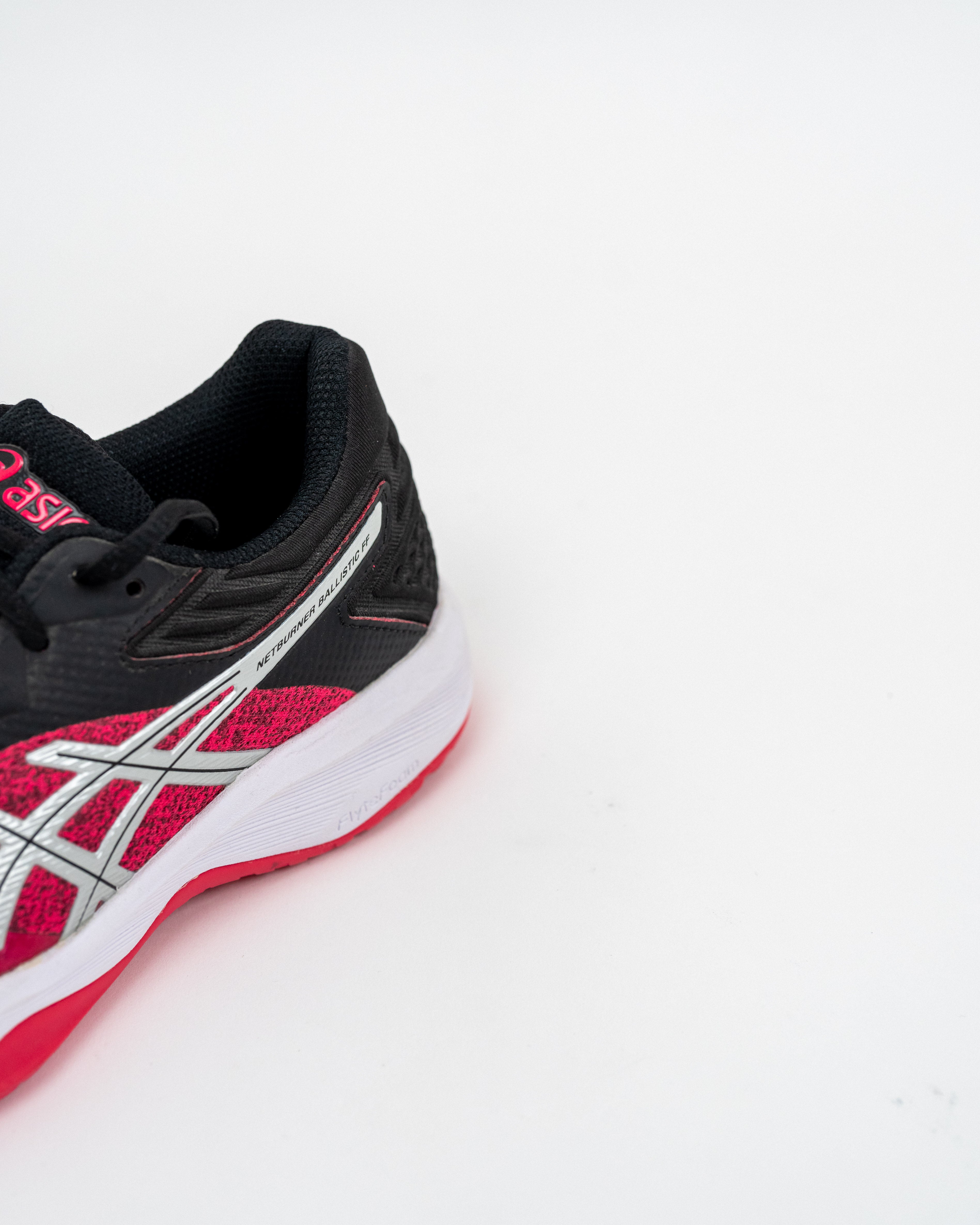 Asics Kvinde Netburner Ballistic FF