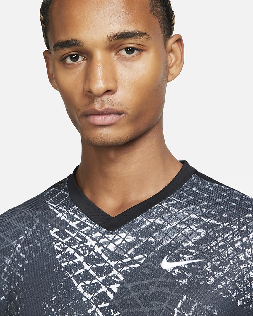 NikeCourt Herre Dri-FIT Victory T-Shirt