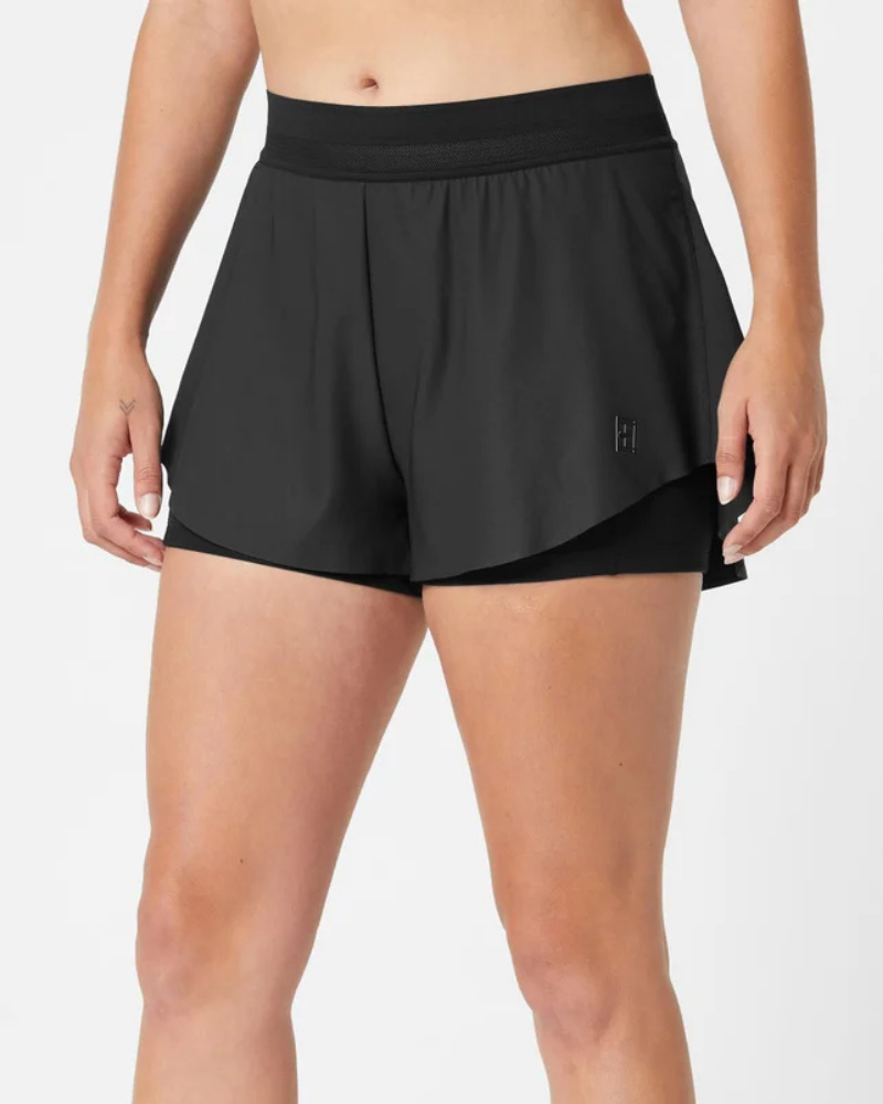 NikeCourt Dame Ace Advantage Shorts*