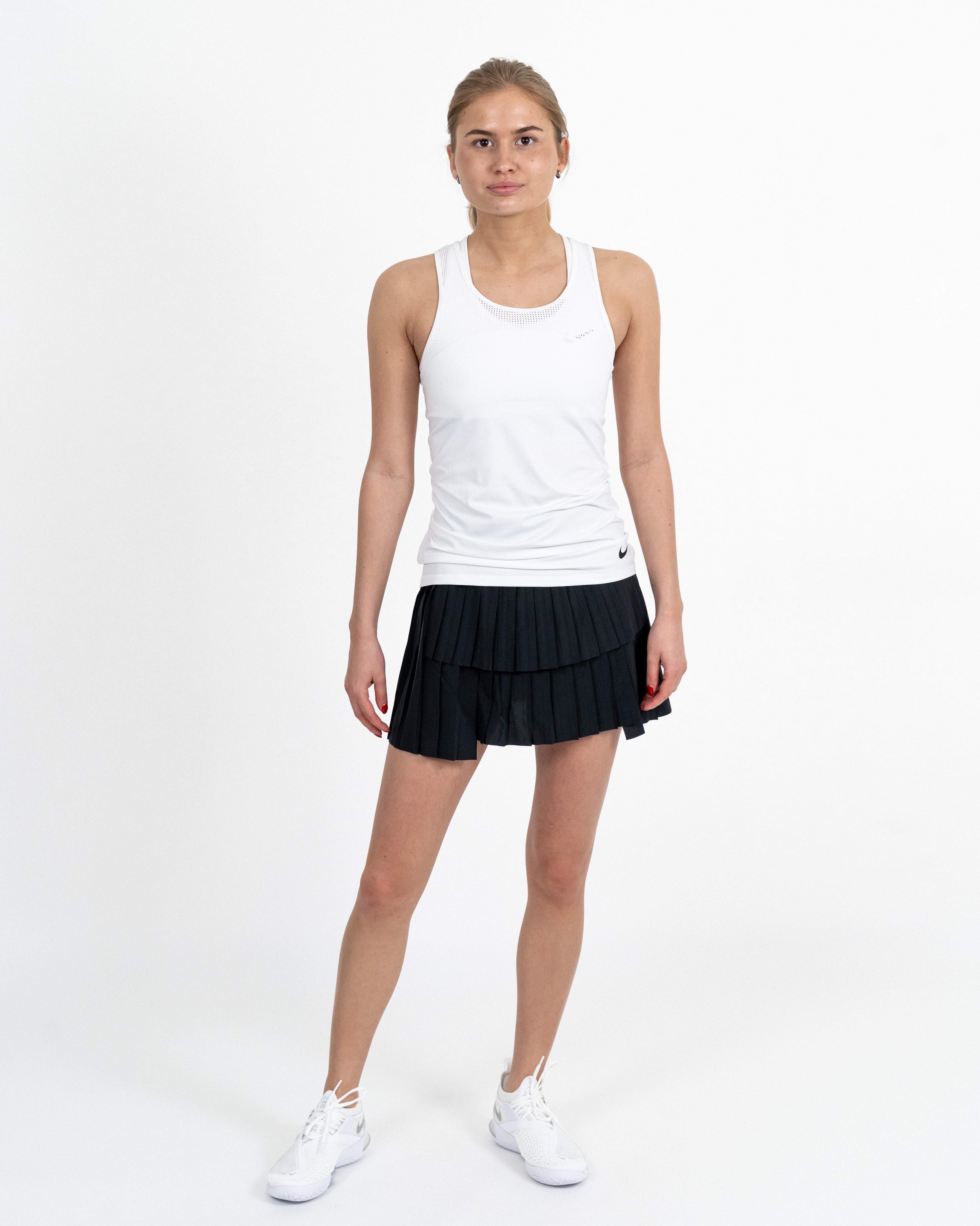 W Nike Court Dri-Fit Advantage Pleated Skirt Sort