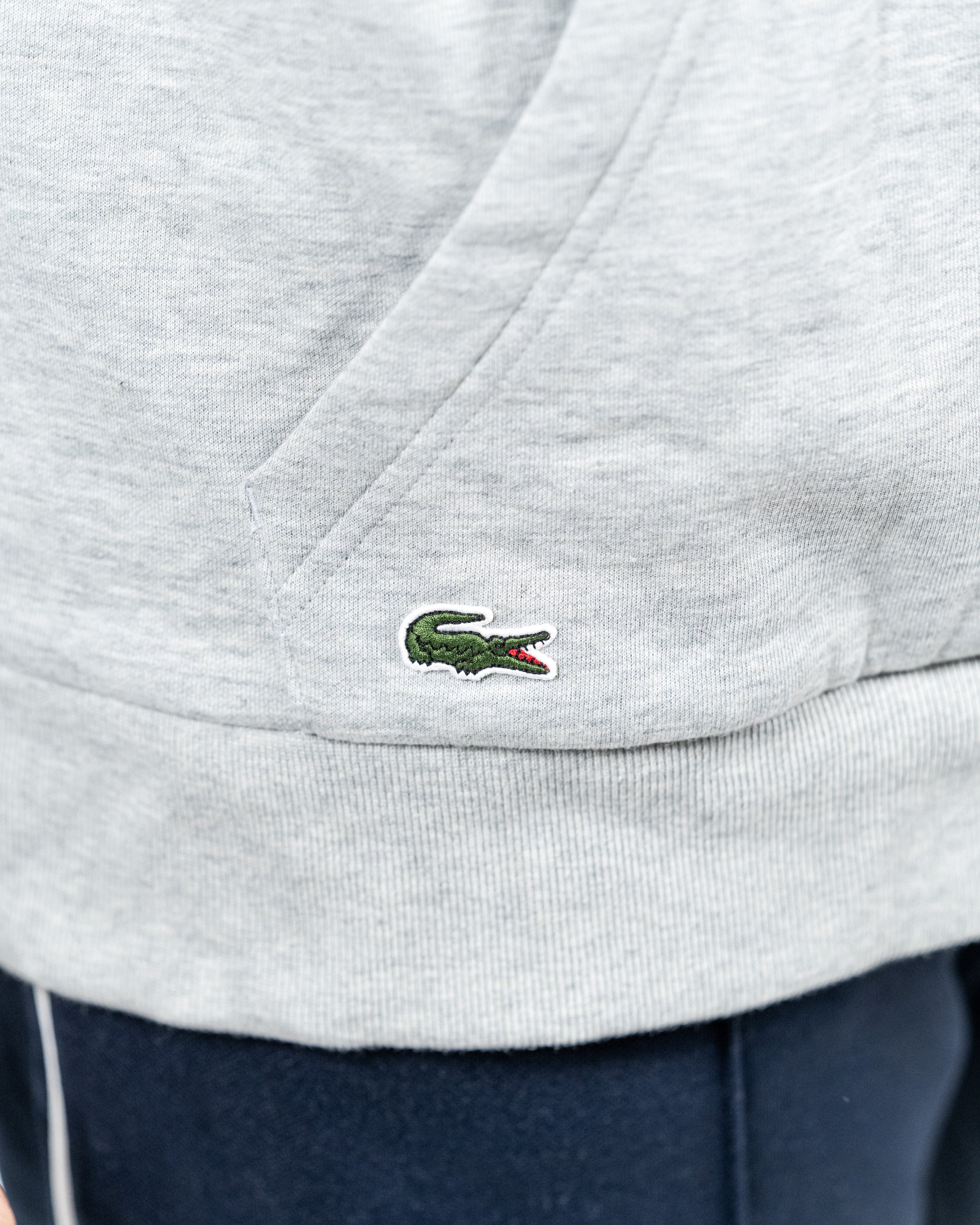 Sweat mickey lacoste sale