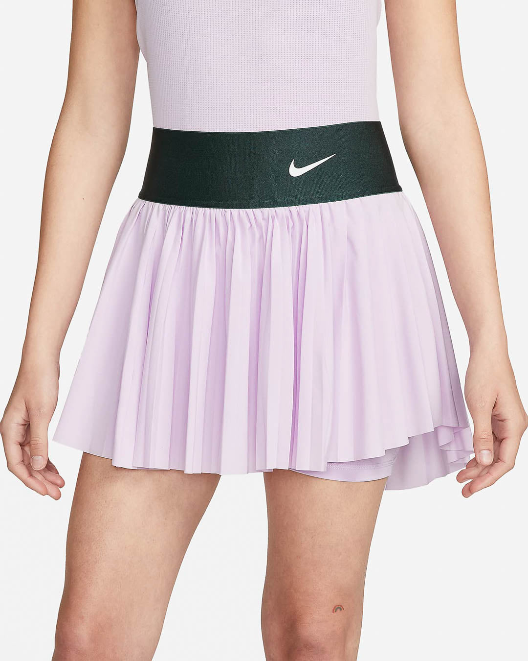 NikeCourt Dri-FIT Kvinde Advantage Skirt Plisseret Kort Model