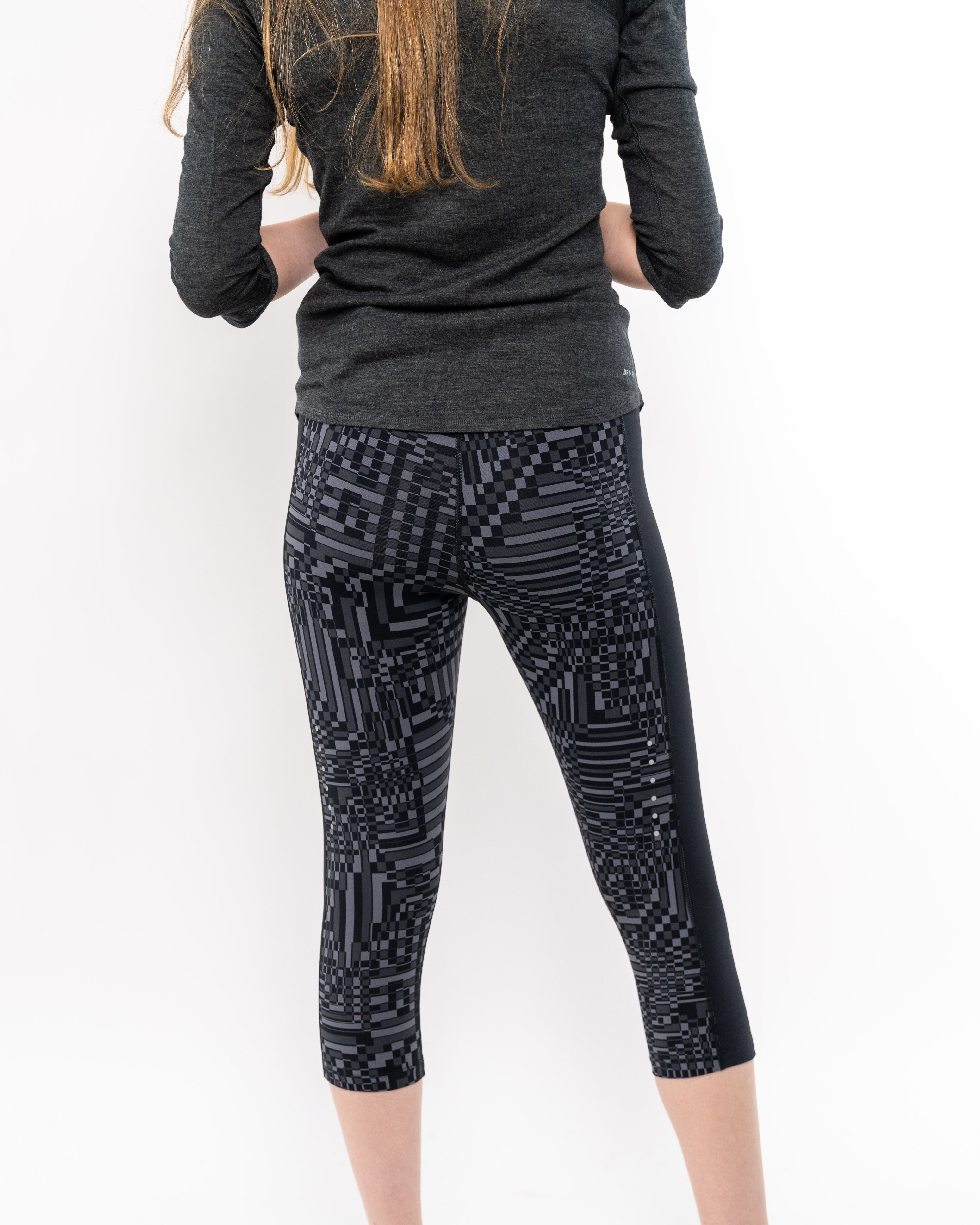 Nike epic lux capri clearance running tights