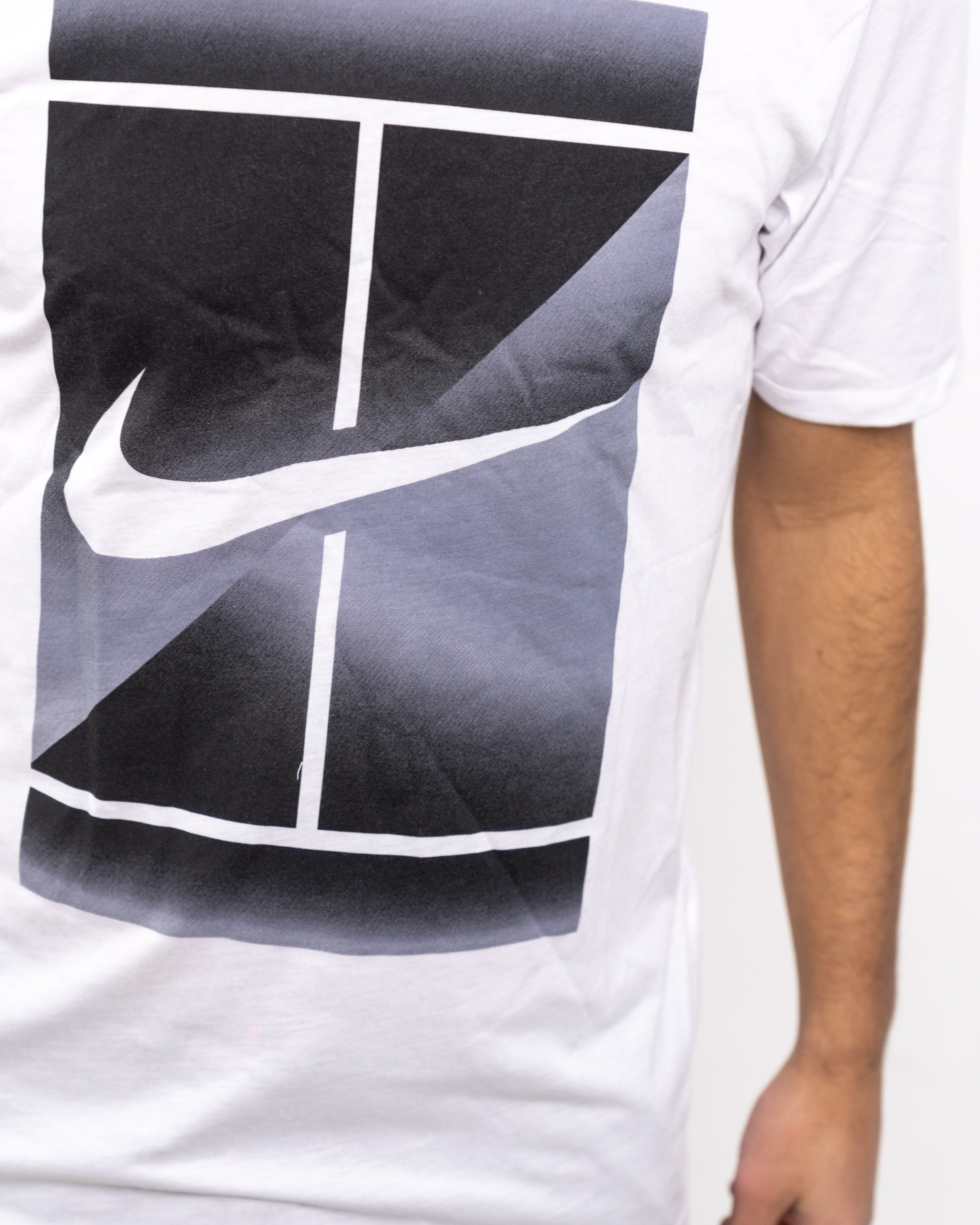 NikeCourt T-shirt